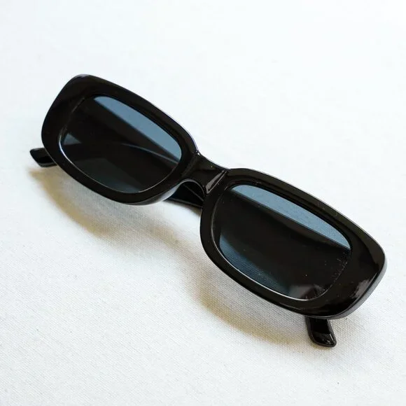 y2k rectangle retro style Black Frame, Dark Lens frame sunglasses - Picture 3 of 8